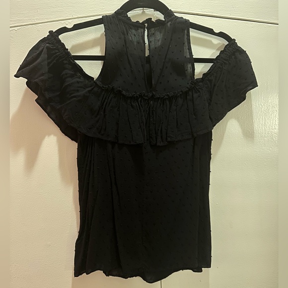 Off the shoulder top - Picture 2 of 3